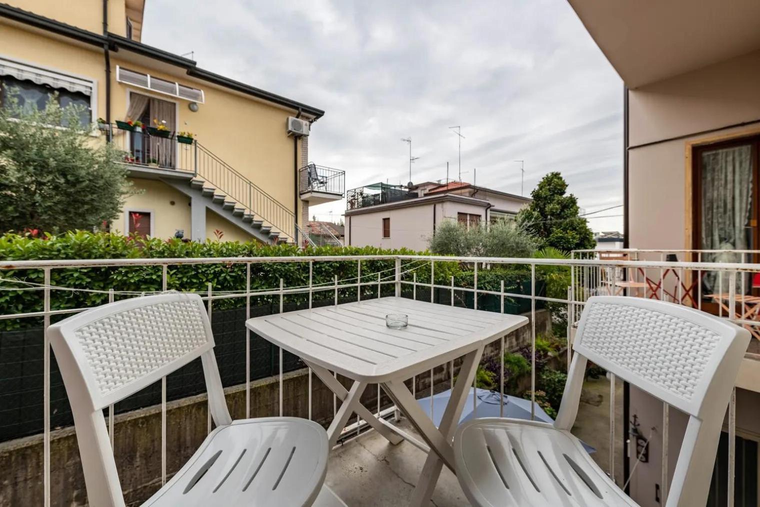 Civico 22 Apartment Peschiera del Garda Exterior photo
